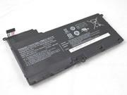 SAMSUNG NP520U4C battery